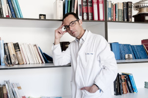 Dr. Lluís Puig Verdié infecciones musculoesqueléticas en el Hospital Quirónsalud Barcelona